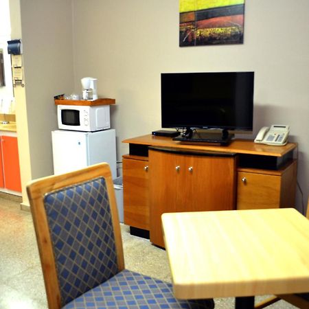 Hostal Universitario ซาน เกรมาน ภายนอก รูปภาพ