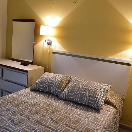 Hostal Universitario ซาน เกรมาน ภายนอก รูปภาพ