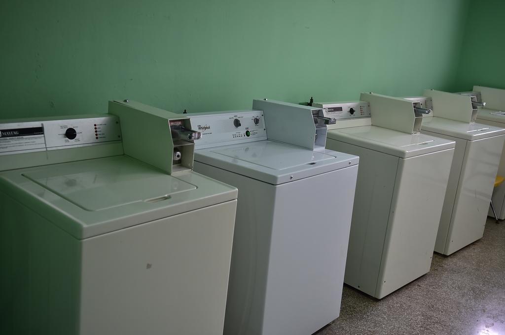 Hostal Universitario ซาน เกรมาน ภายนอก รูปภาพ