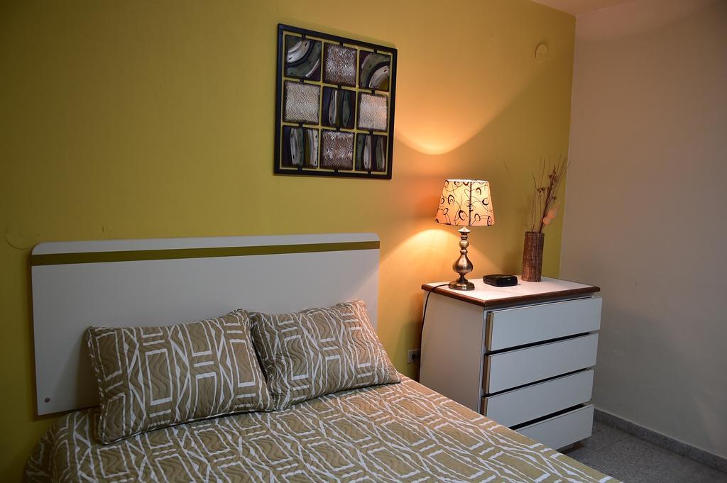 Hostal Universitario ซาน เกรมาน ภายนอก รูปภาพ